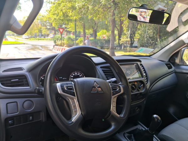 Mitsubishi L200 CRT 4X2 D/C TD Work CR E6 - Imagen 28