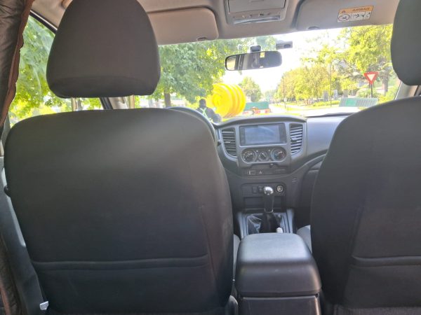 Mitsubishi L200 CRT 4X2 D/C TD Work CR E6 - Imagen 17